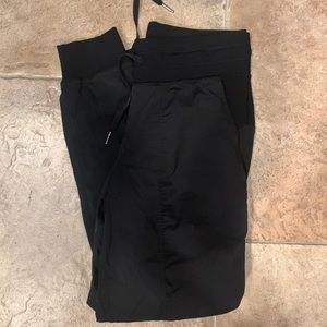 Lululemon joggers